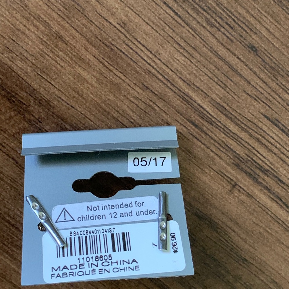 Express beautiful ring size 7 - Picture 4 of 10